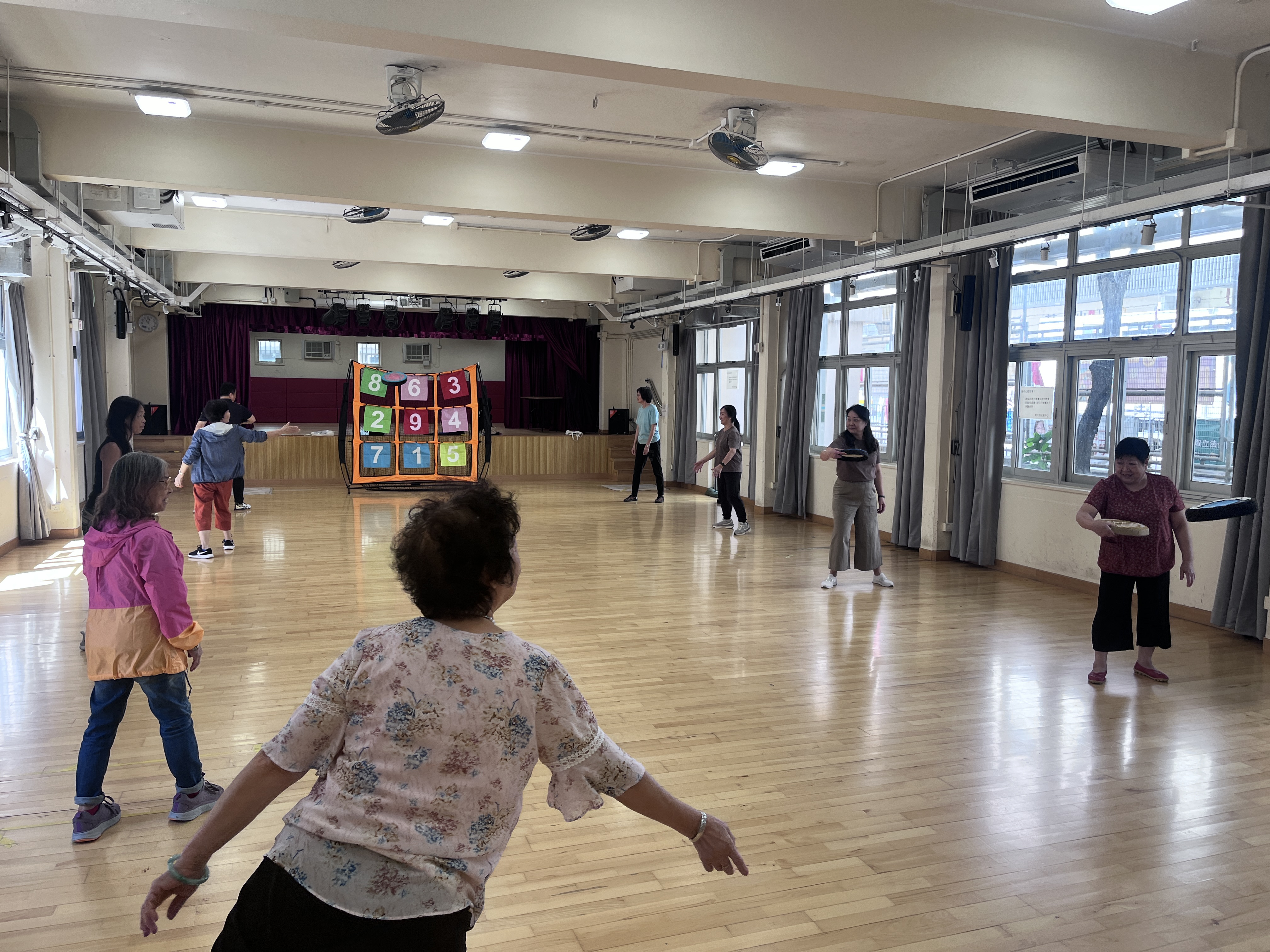 新興運動 - 躲避盤